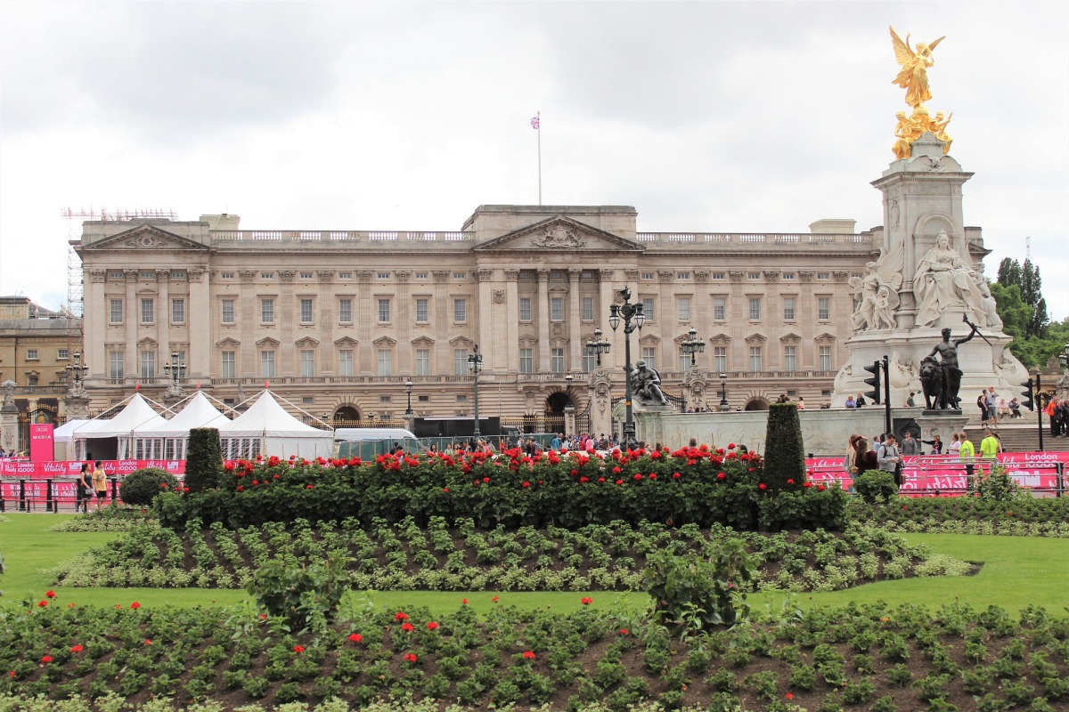 Buckingham Palace is Also a Largest House in the World